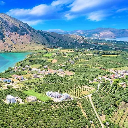 Aqua Mare With Heated Pool Villa *
